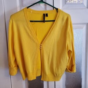 Allie & Rob Yellow Sweater S Lg